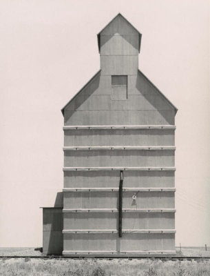 Dorothea Lange - Grain elevator on the Texas Panhandle plains, Everett, Texas, 1938
